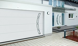 matching garage LPU40 and entrance doors