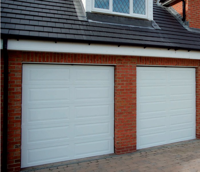 Gliderol Panel-Glide Hampton installed in a house with large panels