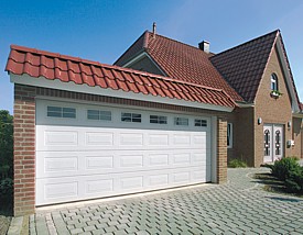 LPU M panelled sectional door