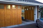 Side sectional rundum meir with windows