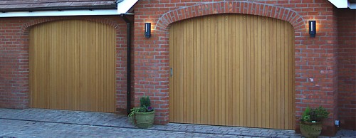 pair of timber round the corner Rundum original doors