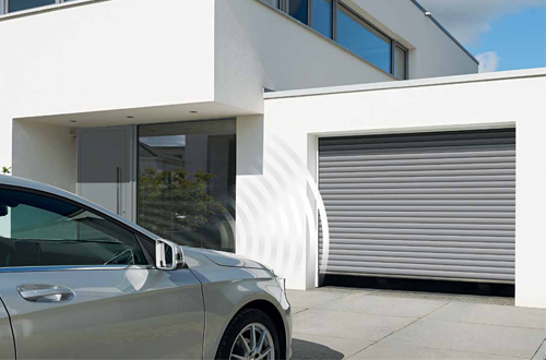 Insulated, aluminium roller doors with automated electric operation 