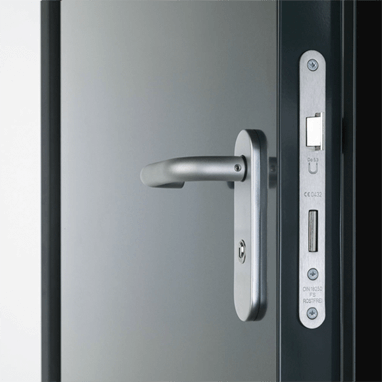 Door handle and lock of Teckentrup 62 side hinged