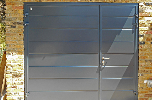 Teckentrup Side Hinged Garage Door - Centre Horizontal Ribbed