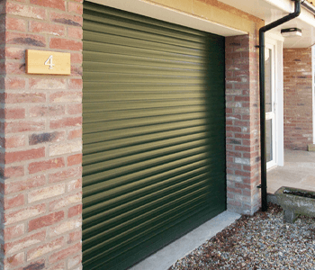 Insulated aluminium roller door