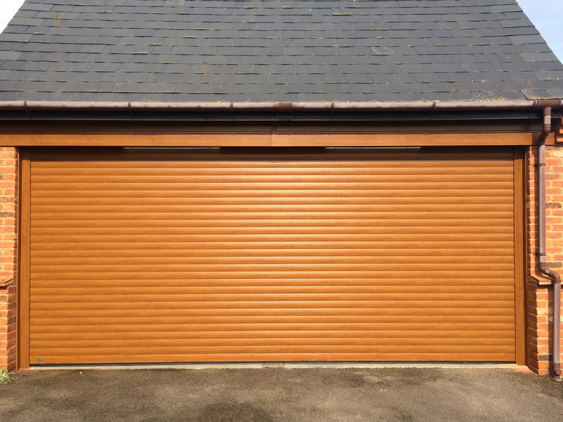 Double garage door 