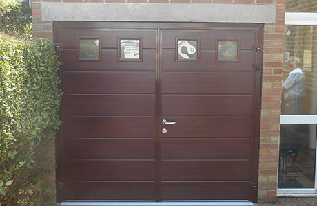 Carteck Rosewood with windows