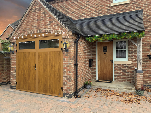 Garage doors with lights christmas