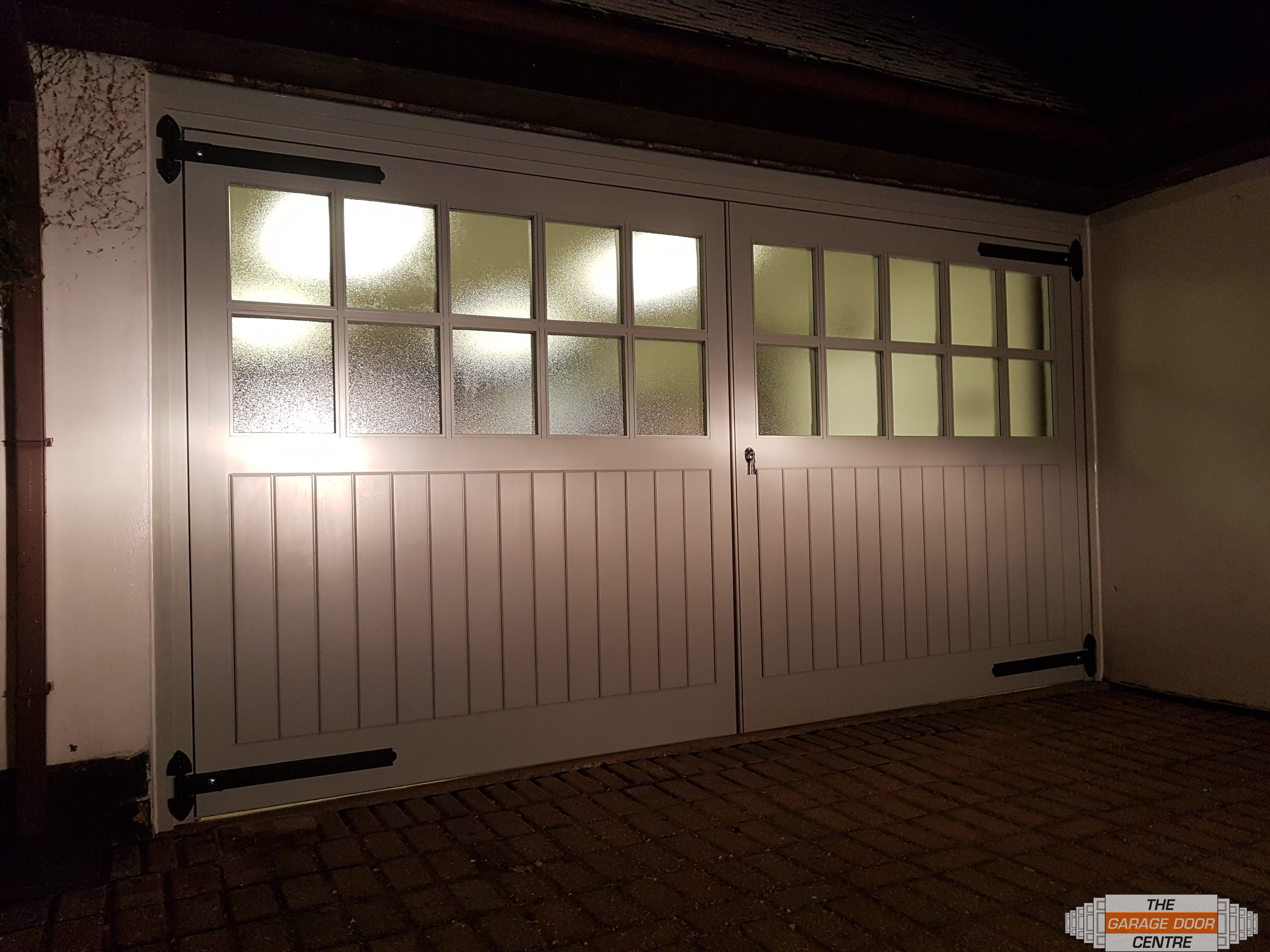 Traditional Style Side Hinged Extra Wide in White