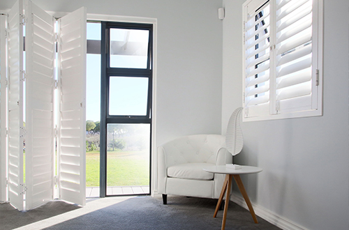 Seceuroguard Retractable Security Grille
