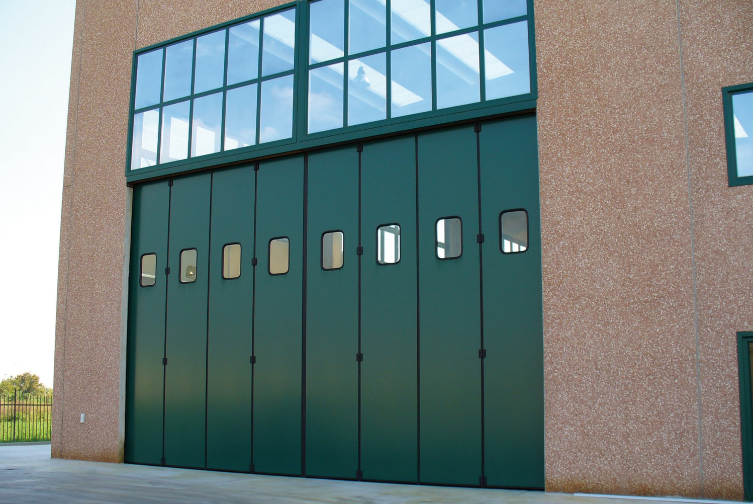 Folding Doors for Commercial and Industrial Applications