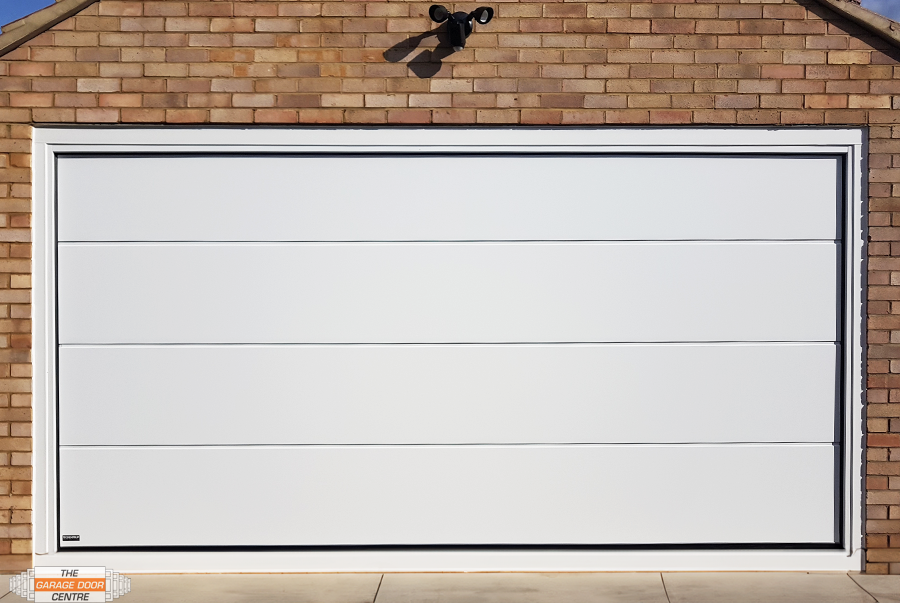 Double insulated garage door