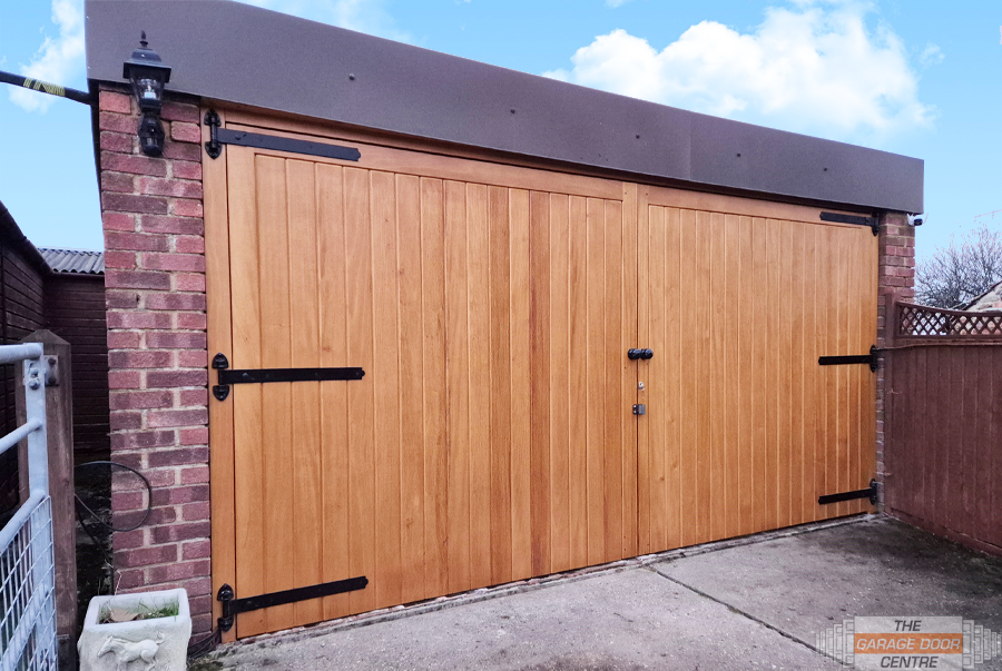 Timber Side Hinged Door with HInges