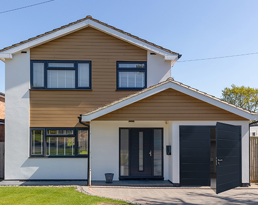 Carteck Side Hinged House