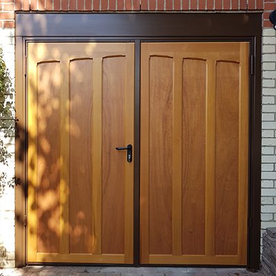 Side hinged timber door